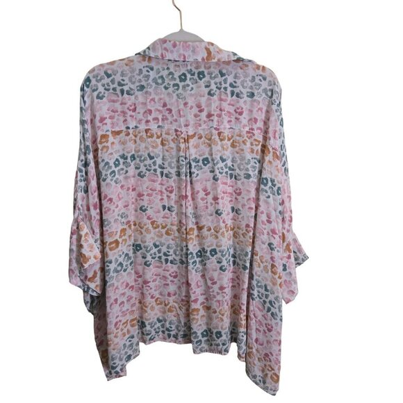 Entro NWOT Spotted Multi Button Top Colorful Leopard Print Oversized Lagonlook S - Picture 3 of 10